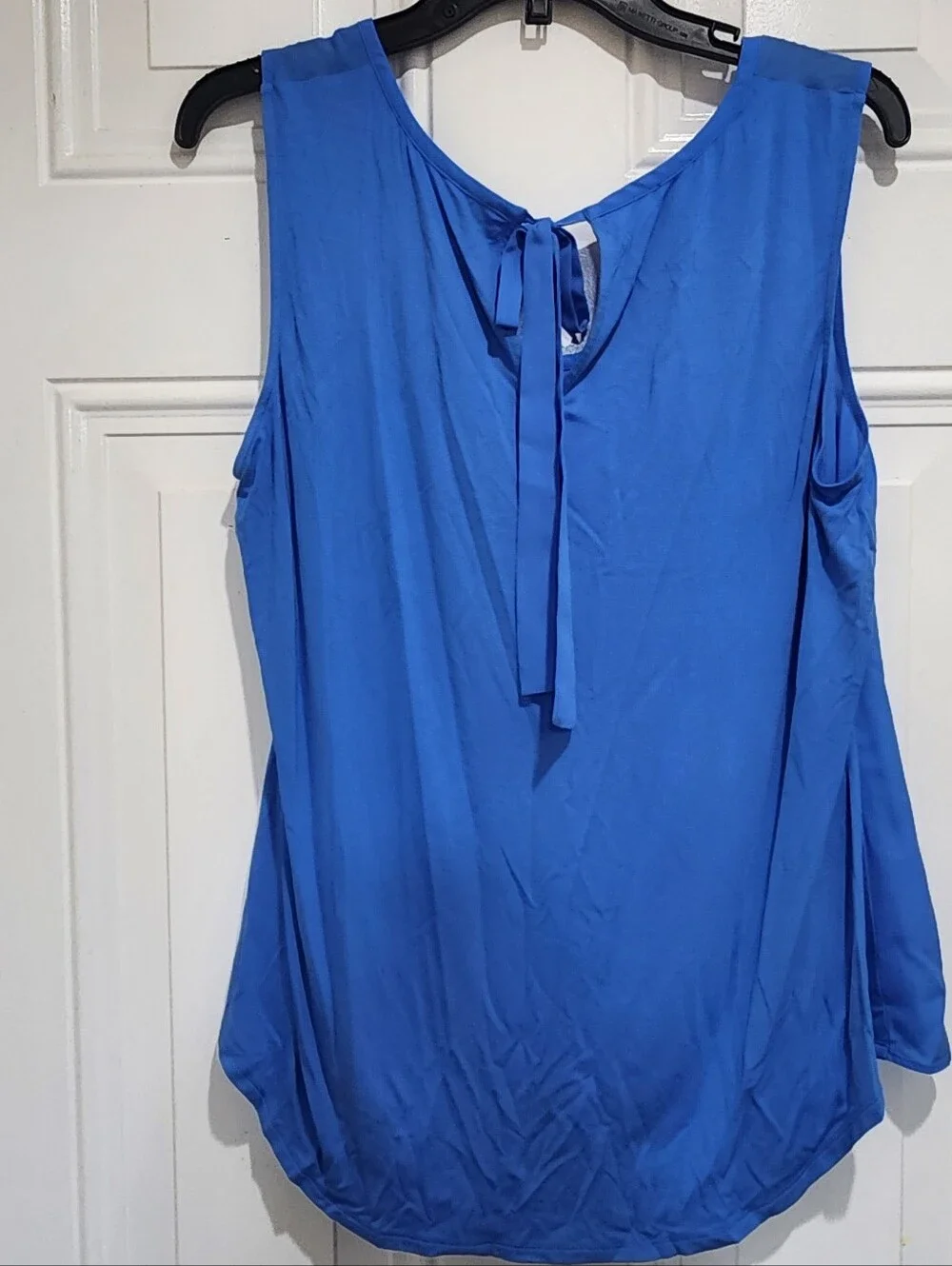 Ruffled Sleeveless Blue Blouse With Capris